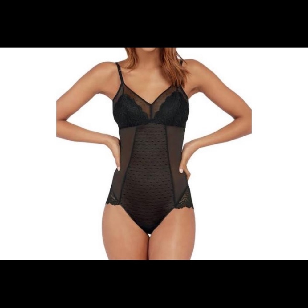Spanx Spotlight on Lace Bodysuit